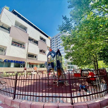 New City Studios With Balcony Bucharest Exterior photo