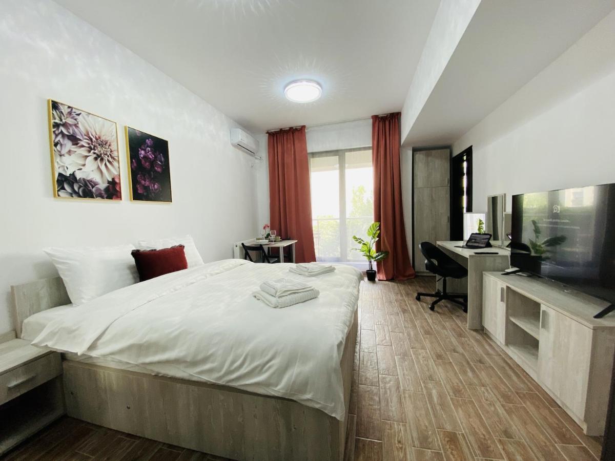 New City Studios With Balcony Bucharest Exterior photo